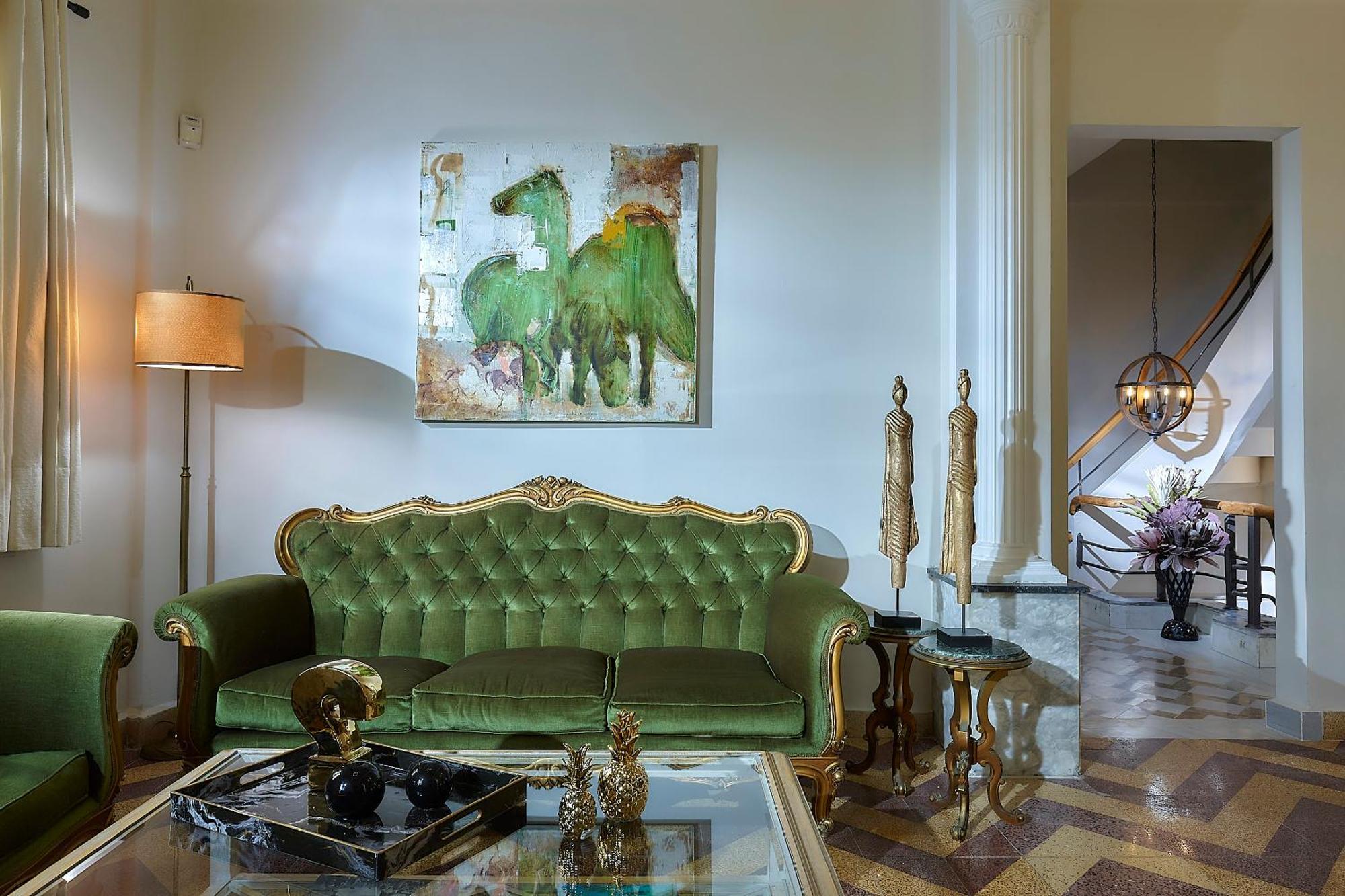 Erato Vintage House * Candia